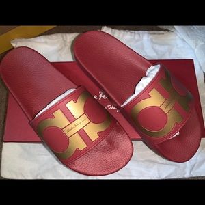 Salvatore Ferragamo Slides/Sandals